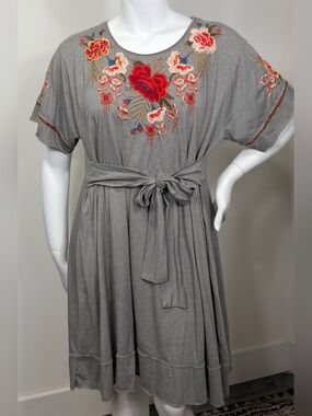 Johnny Was Los Angeles Embroidered Gray Floral Boho Dress Belted Women’s XXL